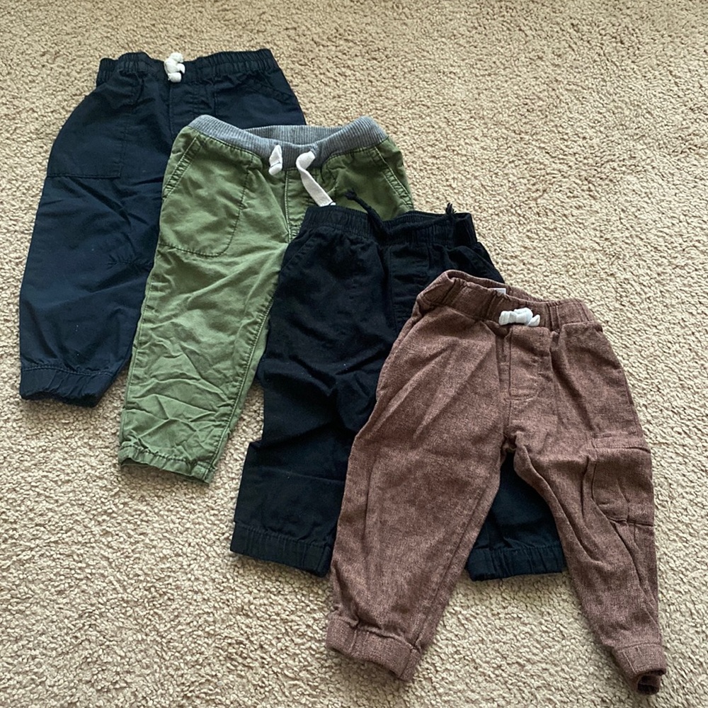 🤎🖤Carters Baby joggers 12 month 4 piece bundle 🤎🖤